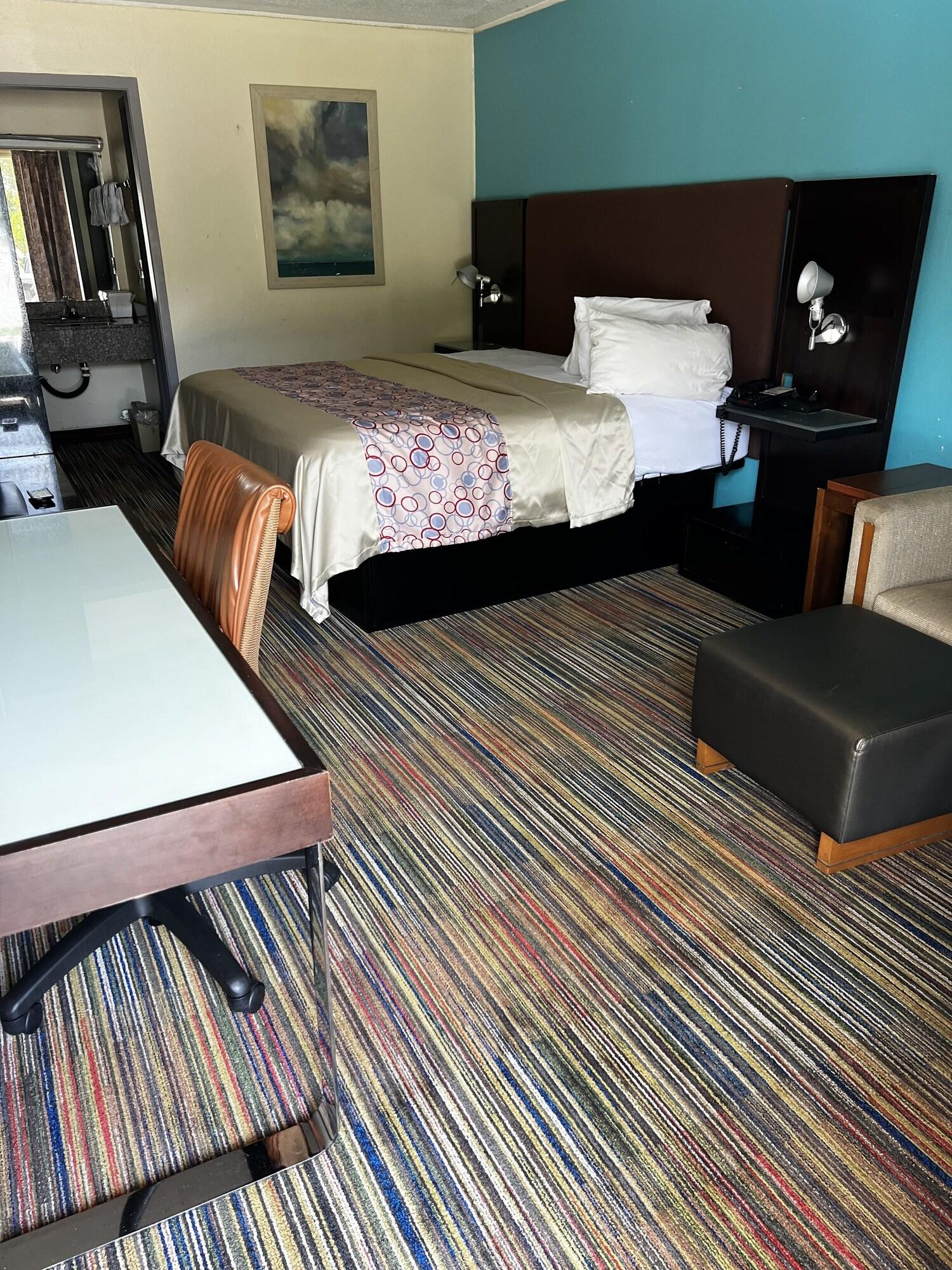 Motel Discovery