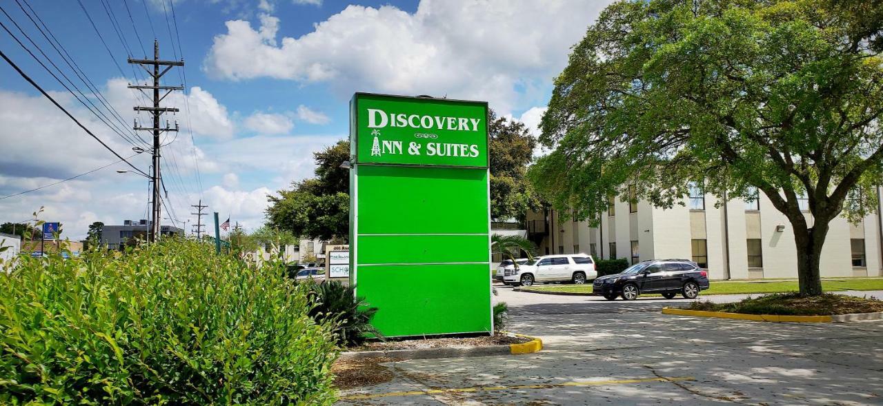 Discovery 2* Lafayette